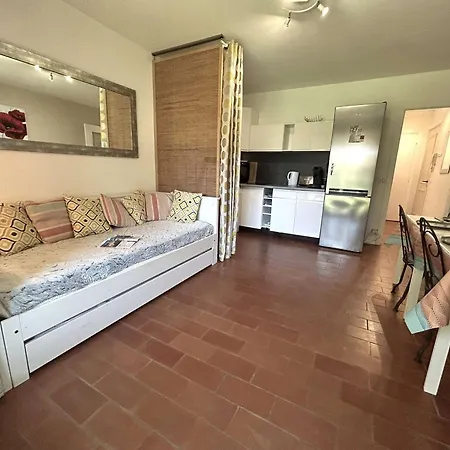 Avec Terrasse Et Parking - 4 Pers. - Fr-1-845-23 Daire Six-Fours-les-Plages
