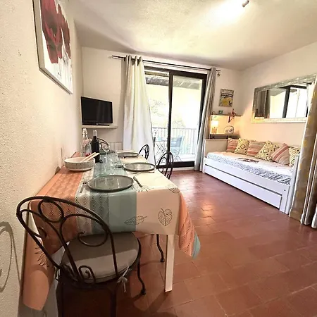 Avec Terrasse Et Parking - 4 Pers. - Fr-1-845-23 Daire *