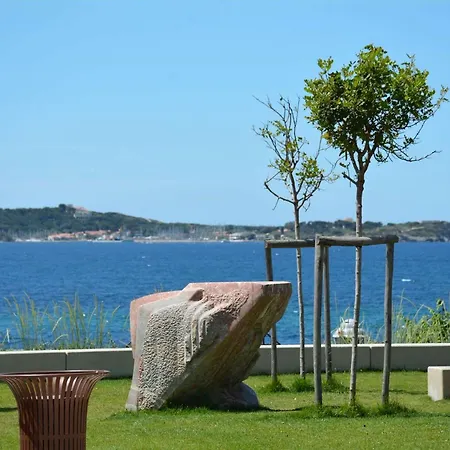 Avec Terrasse Et Parking - 4 Pers. - Fr-1-845-23 Daire Six-Fours-les-Plages